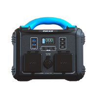 GENERADOR ELECTRICO DE BATERIAS LMFP  PORTATIL FORZA SERIE TITAN FPP-T300 300W 8 SALIDAS 2AC/6DC 2 PANTALLA LCD PANEL DE CONTROL INTEGRADO LAMPARA LED CARGA RAPIDA EN 2 HORAS